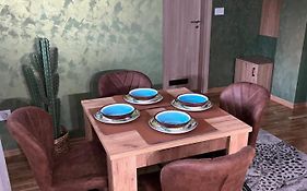 Jungle Lux Apartment